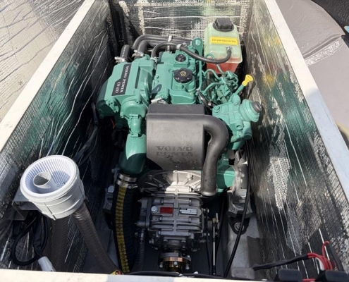 New Volvo Penta D1-20 marine engine.
